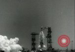 Standbild Rakete Schmierblutungen Satelliten Cape Canaveral Florida USA, 1960, aus Sekunde 27 historischem Filmmaterial Videoclip 65675061717