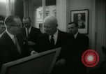 Standbild Präsident Dwight Eisenhower United States USA, 1960, aus Sekunde 13 historischem Filmmaterial Videoclip 65675061718