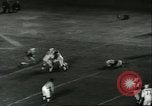 Image match de football Chicago Illinois USA, 1960, de la seconde 28 séquences d'archives historiques vidéo 65675061724
