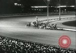 Standbild internationale Trabrennen Meisterschaft New York United States USA, 1960, aus Sekunde 51 historischem Filmmaterial Videoclip 65675061733