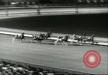 Standbild internationale Trabrennen Meisterschaft New York United States USA, 1960, aus Sekunde 54 historischem Filmmaterial Videoclip 65675061733