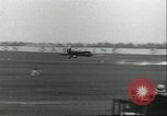 Standbild Flugzeuge Thompson Trophy 1935 Cleveland Ohio USA, 1935, aus Sekunde 29 historischem Filmmaterial Videoclip 65675061735