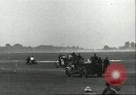 Standbild Flugzeuge Thompson Trophy 1935 Cleveland Ohio USA, 1935, aus Sekunde 32 historischem Filmmaterial Videoclip 65675061735