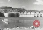 Immagine di Grand Coulee dam Washington State United States USA, 1942, secondo 7 filmato di repertorio 65675061757