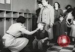 Immagine di Donne americane i lavoratori di guerra United States USA, 1942, secondo 14 filmato di repertorio 65675061759