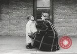 Immagine di Donne americane i lavoratori di guerra United States USA, 1942, secondo 61 filmato di repertorio 65675061759
