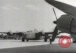 Immagine di Stati Uniti bombardieri Canada, 1942, secondo 14 filmato di repertorio 65675061760