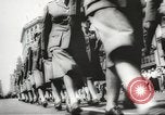 Immagine di Massiccia parata militare a New York durante la guerra mondiale 2 New York City USA, 1942, secondo 38 filmato di repertorio 65675061763