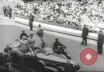 Immagine di Massiccia parata militare a New York durante la guerra mondiale 2 New York City USA, 1942, secondo 49 filmato di repertorio 65675061763