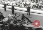 Immagine di Massiccia parata militare a New York durante la guerra mondiale 2 New York City USA, 1942, secondo 52 filmato di repertorio 65675061763