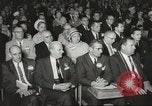 Standbild Präsident John F Kennedy Auszeichnungen behinderte Menschen Massachusetts United States USA, 1963, aus Sekunde 6 historischem Filmmaterial Videoclip 65675061766