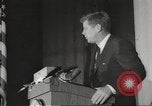 Standbild Präsident John F Kennedy Auszeichnungen behinderte Menschen Massachusetts United States USA, 1963, aus Sekunde 17 historischem Filmmaterial Videoclip 65675061766