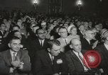 Standbild Präsident John F Kennedy Auszeichnungen behinderte Menschen Massachusetts United States USA, 1963, aus Sekunde 22 historischem Filmmaterial Videoclip 65675061766