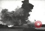Standbild Angriff auf Pearl Harbor Pearl Harbor Hawaii USA, 1941, aus Sekunde 36 historischem Filmmaterial Videoclip 65675061768