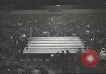 Standbild Boxing Tournament New York United States USA, 1965, aus Sekunde 7 historischem Filmmaterial Videoclip 65675061775