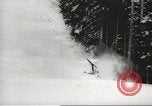 Standbild Welt Meisterschaft Downhill Megeve Frankreich, 1965, aus Sekunde 31 historischem Filmmaterial Videoclip 65675061776