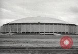 Image Ouverture de l'Astrodome au Texas Houston Texas USA, 1965, de la seconde 18 séquences d'archives historiques vidéo 65675061781