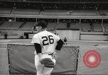 Image Ouverture de l'Astrodome au Texas Houston Texas USA, 1965, de la seconde 45 séquences d'archives historiques vidéo 65675061781