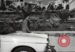 Standbild Parkplatz Probleme Madrid Spanien, 1966, aus Sekunde 16 historischem Filmmaterial Videoclip 65675061784