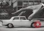 Standbild Parkplatz Probleme Madrid Spanien, 1966, aus Sekunde 24 historischem Filmmaterial Videoclip 65675061784