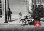 Standbild Parkplatz Probleme Madrid Spanien, 1966, aus Sekunde 53 historischem Filmmaterial Videoclip 65675061784