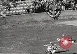 Standbild 1966 Pro Bowl Football Game Los Angeles California USA, 1966, aus Sekunde 20 historischem Filmmaterial Videoclip 65675061786