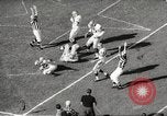 Standbild 1966 Pro Bowl Football Game Los Angeles California USA, 1966, aus Sekunde 28 historischem Filmmaterial Videoclip 65675061786