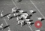 Standbild 1966 Pro Bowl Football Game Los Angeles California USA, 1966, aus Sekunde 30 historischem Filmmaterial Videoclip 65675061786