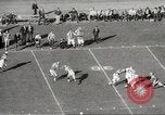 Standbild 1966 Pro Bowl Football Game Los Angeles California USA, 1966, aus Sekunde 38 historischem Filmmaterial Videoclip 65675061786