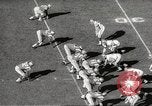Standbild 1966 Pro Bowl Football Game Los Angeles California USA, 1966, aus Sekunde 42 historischem Filmmaterial Videoclip 65675061786