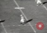 Standbild 1966 Pro Bowl Football Game Los Angeles California USA, 1966, aus Sekunde 46 historischem Filmmaterial Videoclip 65675061786