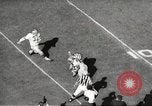 Standbild 1966 Pro Bowl Football Game Los Angeles California USA, 1966, aus Sekunde 48 historischem Filmmaterial Videoclip 65675061786