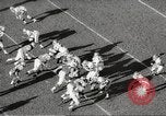 Standbild 1966 Pro Bowl Football Game Los Angeles California USA, 1966, aus Sekunde 60 historischem Filmmaterial Videoclip 65675061786
