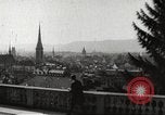 Standbild riesige Uhr Zürich Schweiz, 1967, aus Sekunde 5 historischem Filmmaterial Videoclip 65675061796