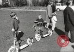 Standbild riesige Uhr Zürich Schweiz, 1967, aus Sekunde 33 historischem Filmmaterial Videoclip 65675061796