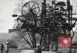 Standbild riesige Uhr Zürich Schweiz, 1967, aus Sekunde 40 historischem Filmmaterial Videoclip 65675061796