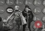 Standbild Twiggy Lawson New York United States USA, 1967, aus Sekunde 24 historischem Filmmaterial Videoclip 65675061799
