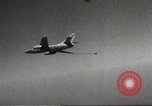 Standbild Mitte Luft tanken Vietnam, 1967, aus Sekunde 9 historischem Filmmaterial Videoclip 65675061805