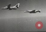 Standbild Mitte Luft tanken Vietnam, 1967, aus Sekunde 18 historischem Filmmaterial Videoclip 65675061805