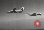 Standbild Mitte Luft tanken Vietnam, 1967, aus Sekunde 22 historischem Filmmaterial Videoclip 65675061805