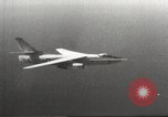 Standbild Mitte Luft tanken Vietnam, 1967, aus Sekunde 33 historischem Filmmaterial Videoclip 65675061805