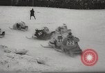 Image Monde Championnat de motoneige Montréal Québec Canada, 1967, de la seconde 26 séquences d'archives historiques vidéo 65675061809