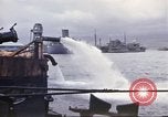 Immagine di Pompaggio di acqua Pearl Harbor Hawaii USA, 1942, secondo 33 filmato di repertorio 65675061813