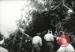 Standbild japanische Truppen malaiischen Dschungel Kuantan, 1942, aus Sekunde 21 historischem Filmmaterial Videoclip 65675061825