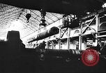 Standbild uns Munitionsfabrik Zweiten Weltkrieg United States USA, 1942, aus Sekunde 12 historischem Filmmaterial Videoclip 65675061833