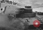 Standbild uns Munitionsfabrik Zweiten Weltkrieg United States USA, 1942, aus Sekunde 32 historischem Filmmaterial Videoclip 65675061833