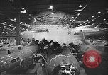 Standbild uns Munitionsfabrik Zweiten Weltkrieg United States USA, 1942, aus Sekunde 53 historischem Filmmaterial Videoclip 65675061833