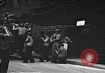 Immagine di Stati Uniti Marines guardia Naval Air Station Pearl Harbor Hawaii USA, 1941, secondo 9 filmato di repertorio 65675061834