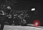 Immagine di Stati Uniti Marines guardia Naval Air Station Pearl Harbor Hawaii USA, 1941, secondo 10 filmato di repertorio 65675061834