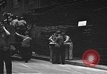 Immagine di Stati Uniti Marines guardia Naval Air Station Pearl Harbor Hawaii USA, 1941, secondo 21 filmato di repertorio 65675061834